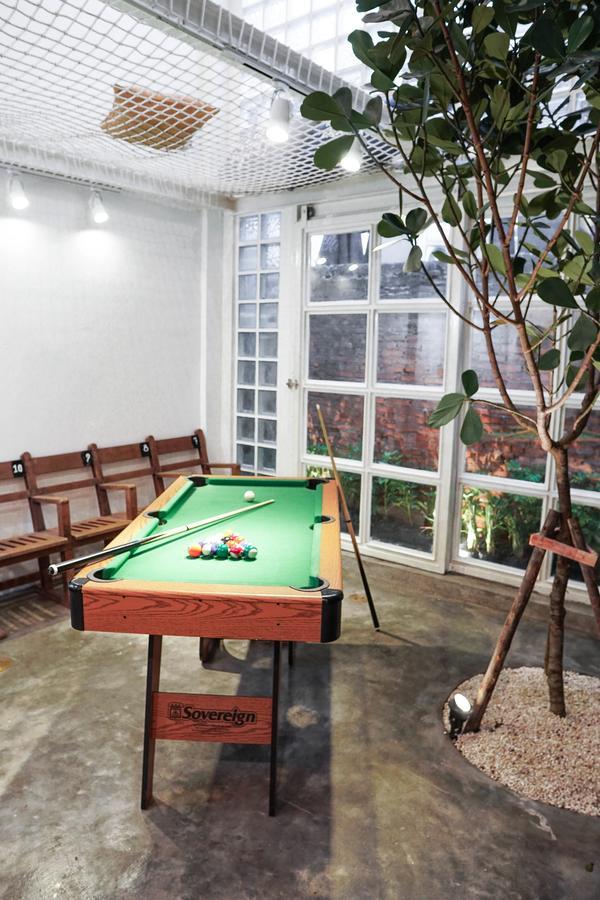 Simple To Sleep Hostel Бангкок Екстер'єр фото