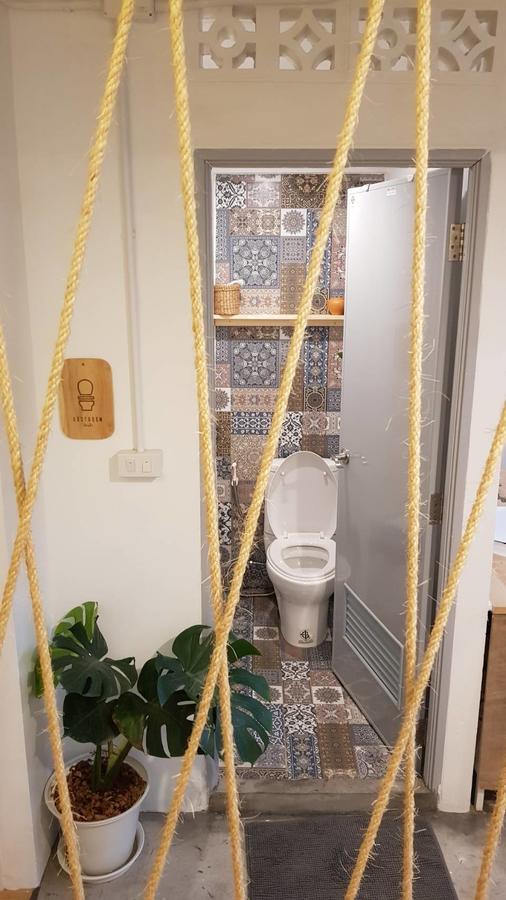 Simple To Sleep Hostel Бангкок Екстер'єр фото